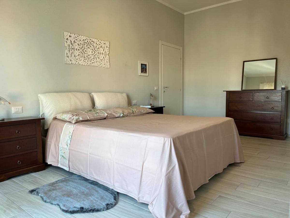 Ferienwohnung Garibaldi 46 Verbania Exterior foto