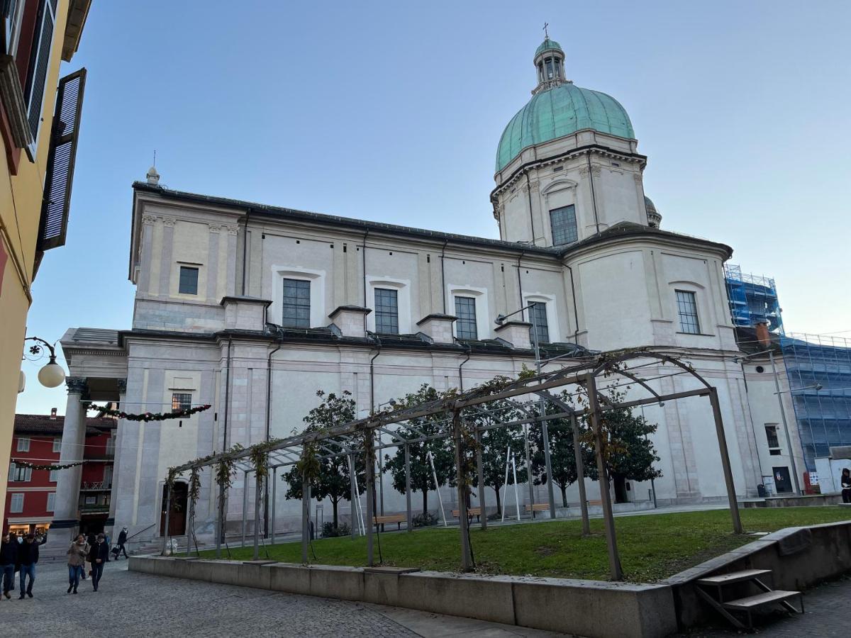 Ferienwohnung Garibaldi 46 Verbania Exterior foto